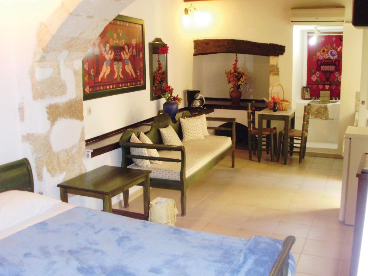 Madonna Studios Chania  Room photo